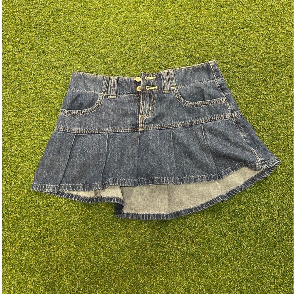 Hollister Denim Mini Skort Pleated Medium Wash Blue Size 00 W24 Low Rise